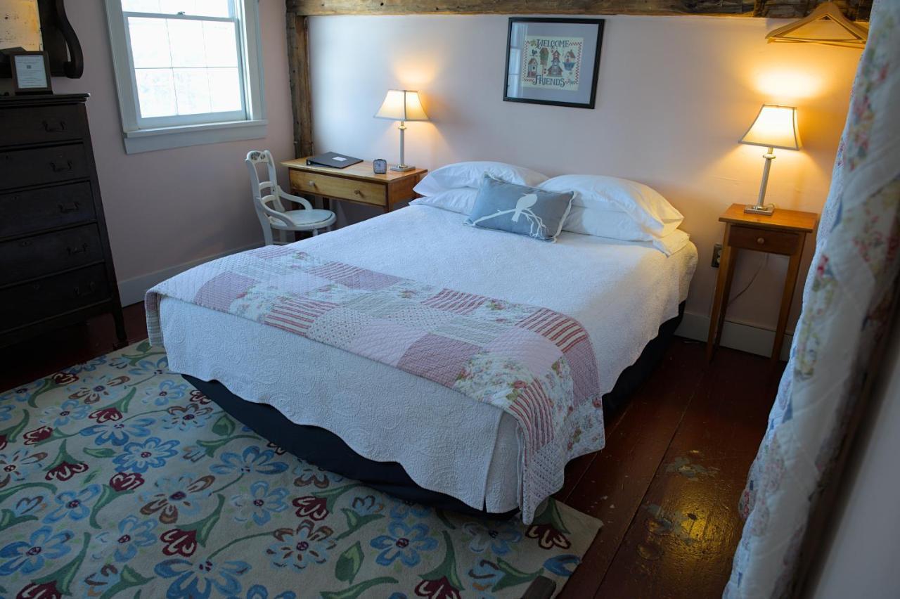 Shoreham Inn Bed & Breakfast Exterior photo