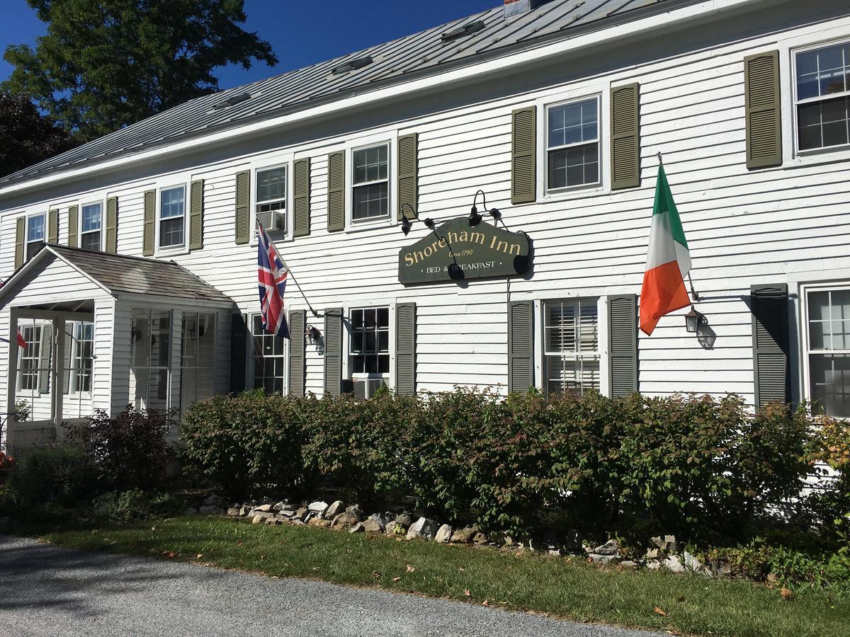 Shoreham Inn Bed & Breakfast Exterior photo
